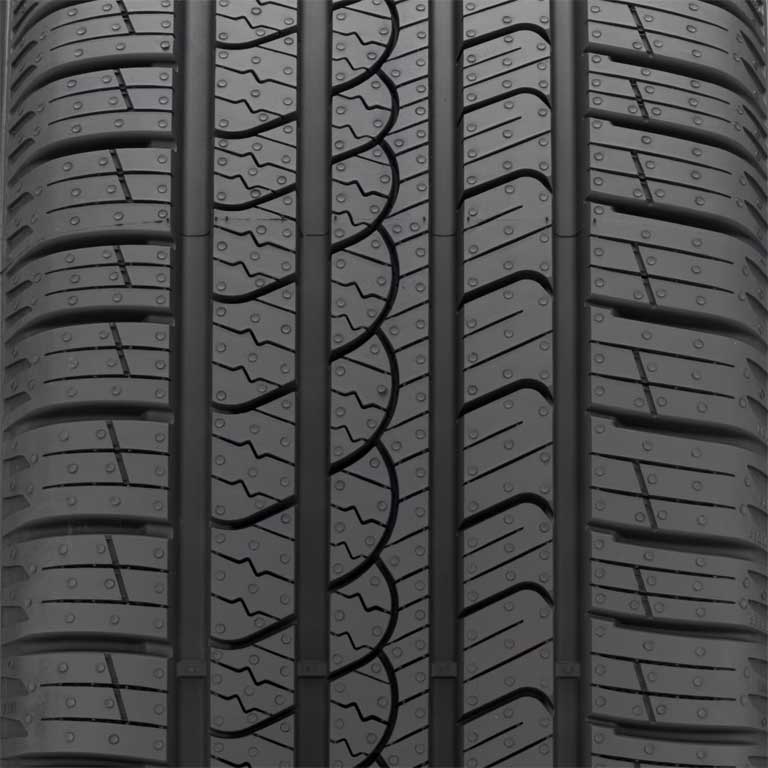 Pirelli P7 AS Plus 3 tread detail